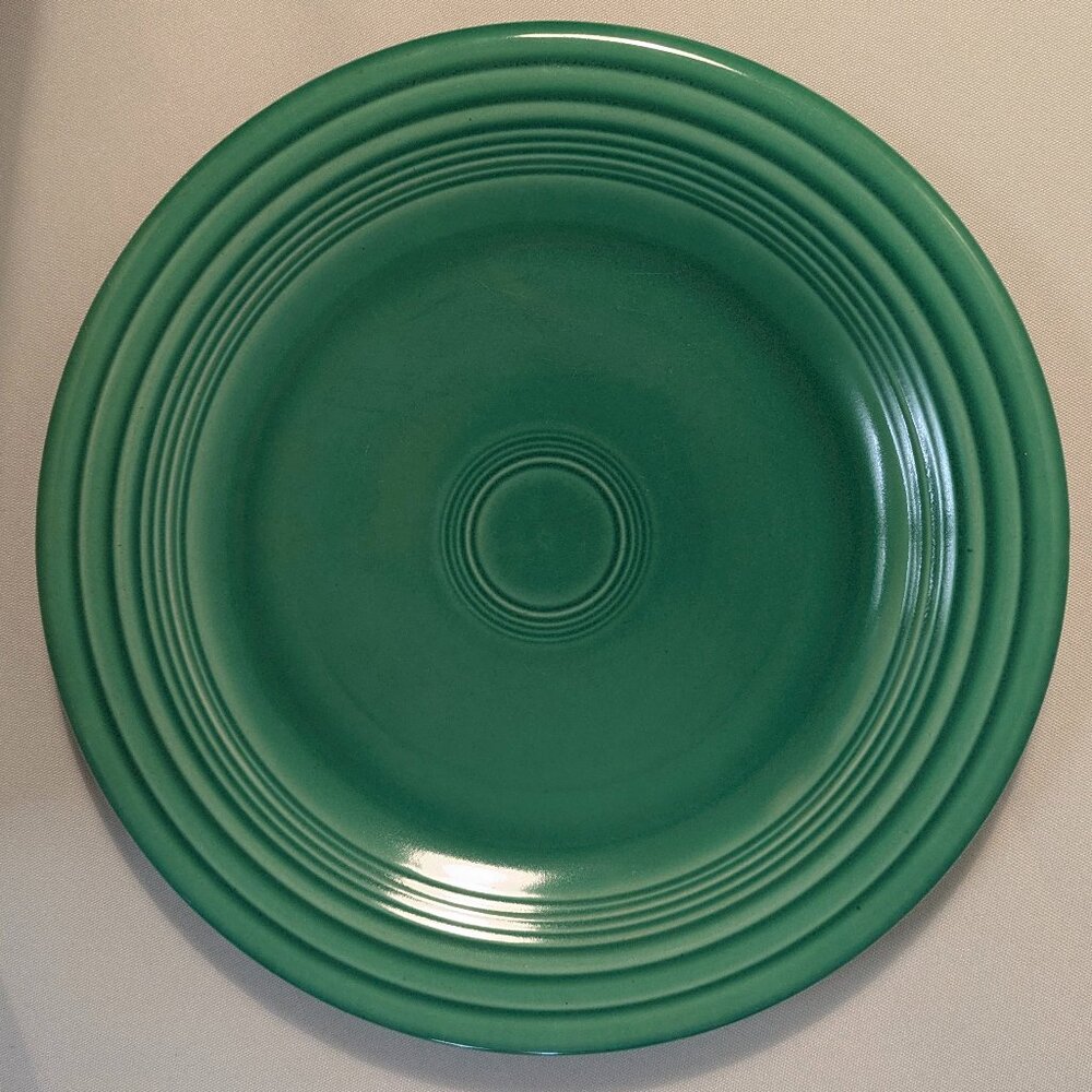 Vintage Fiesta Medium Green 10" Dinner Plate, Homer Laughlin 1936-1969
